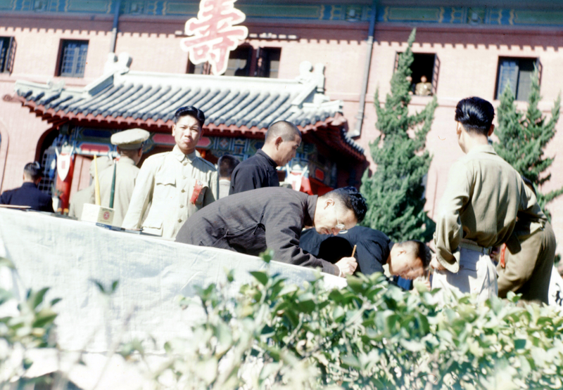 Illustration for article titled Grandpa's China Pictures -- minor NSFW